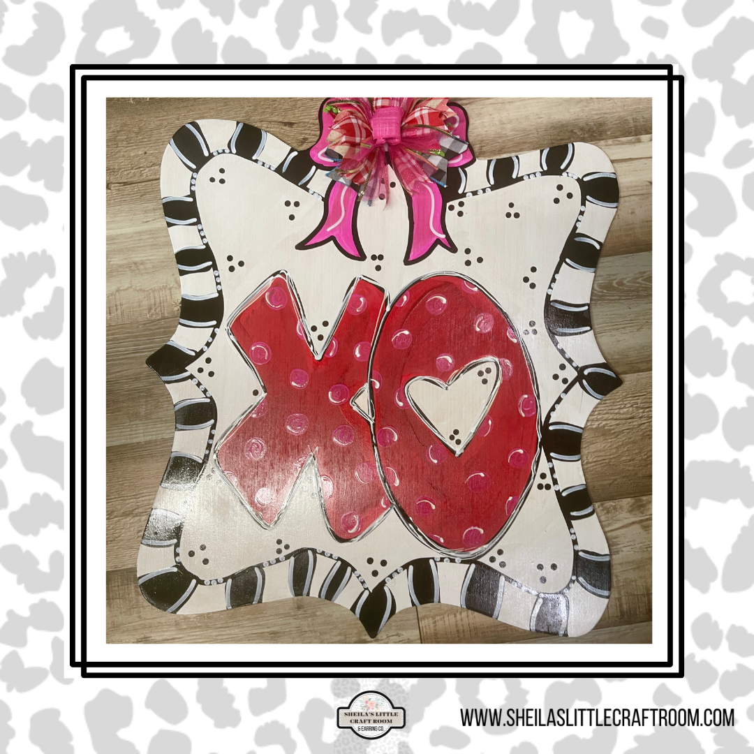 Valentine XO WITH BALCK AND WHITE BOARDER