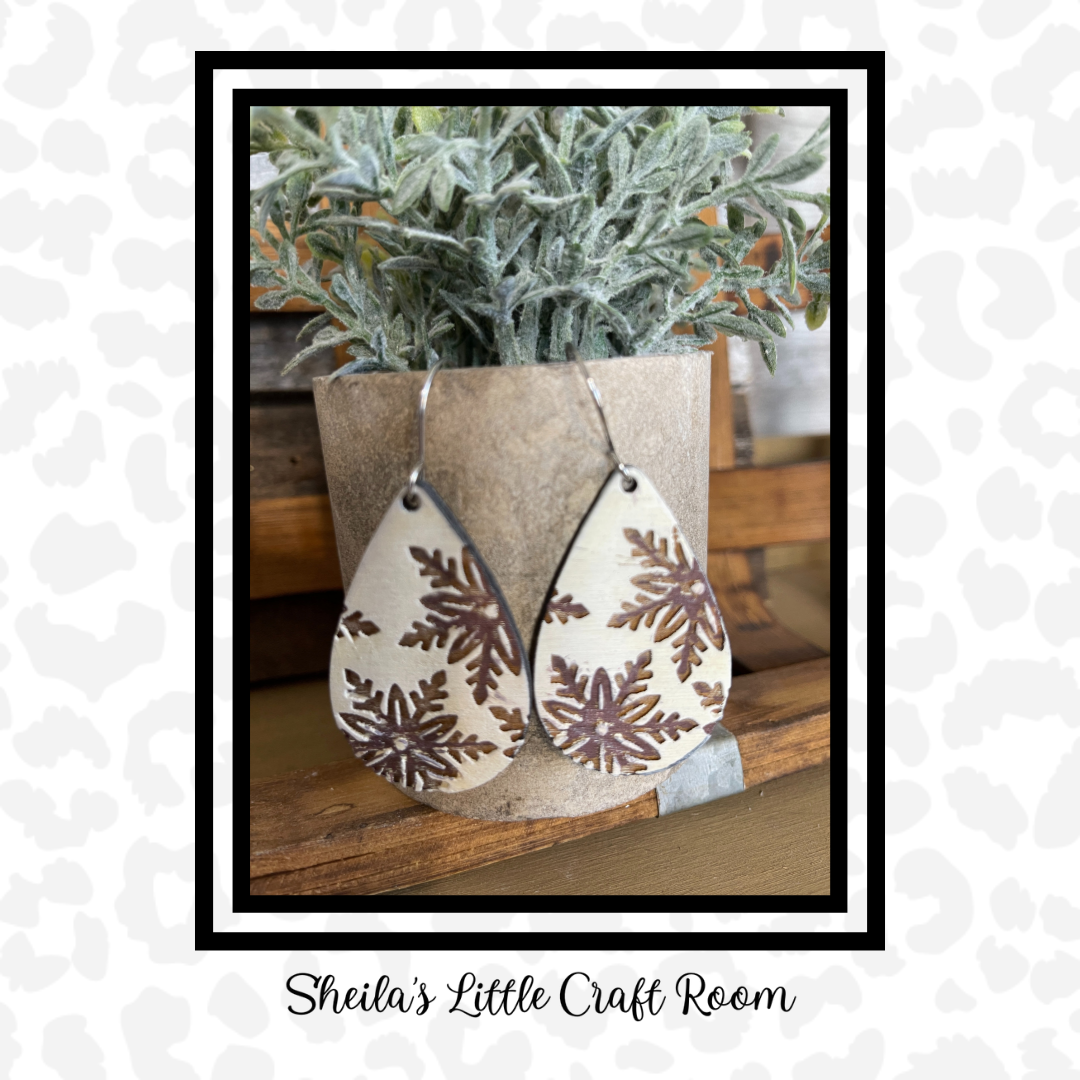 WINTER EARRINGS - WHITE WITH STAINED SNOWFLAKE