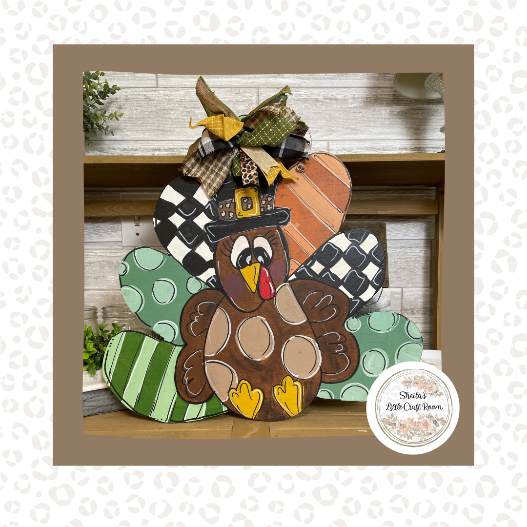 MR TURKEY WITH PILGRIM HAT