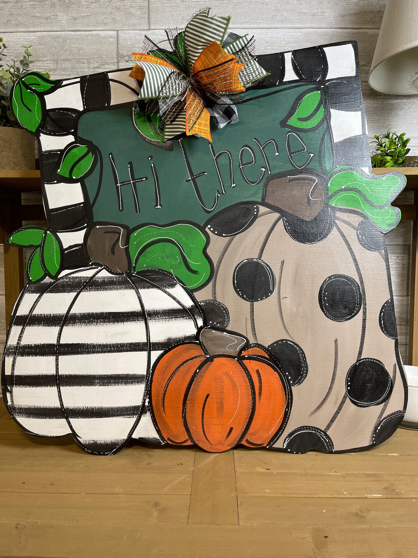 HI THERE WITH 3 PUMPKINS