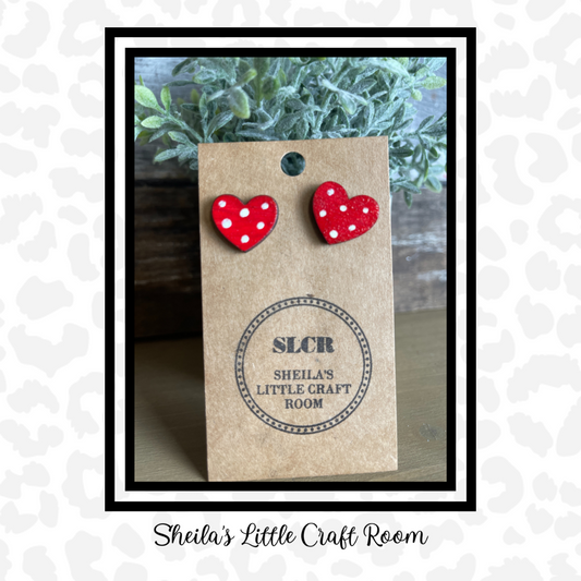 RED HEART WITH DOTS - STUDS