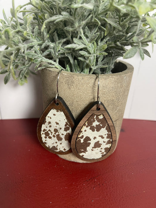 Wooden Teardrop with Brown Cowhide Inlay