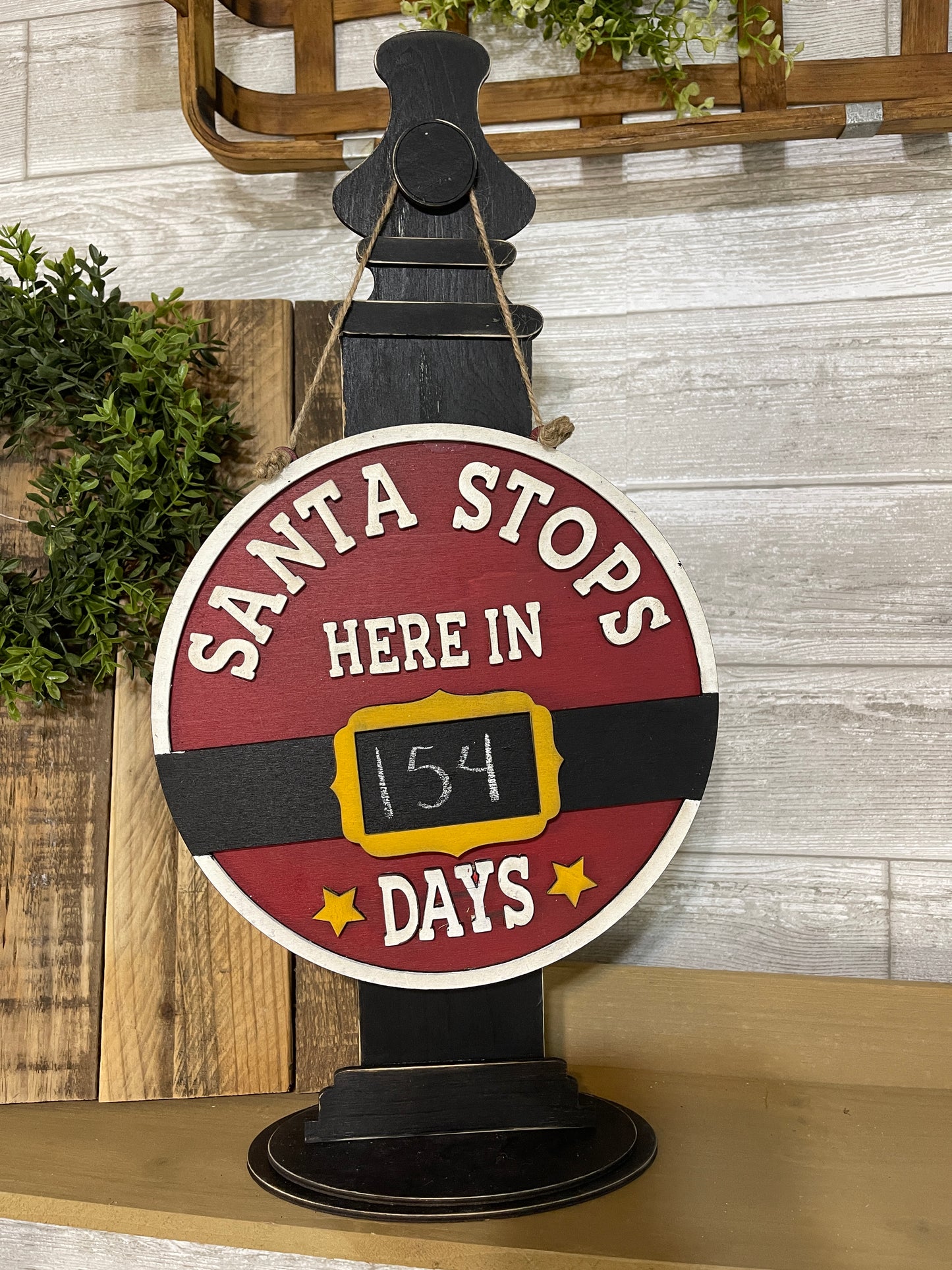SANTA STOPS HERE SIGN ( STAND SOLD SEPARATELY)